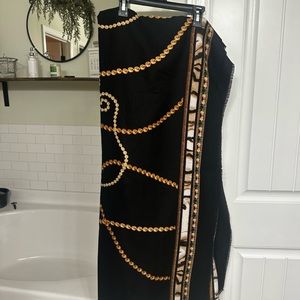 Chicos scarf/wrap